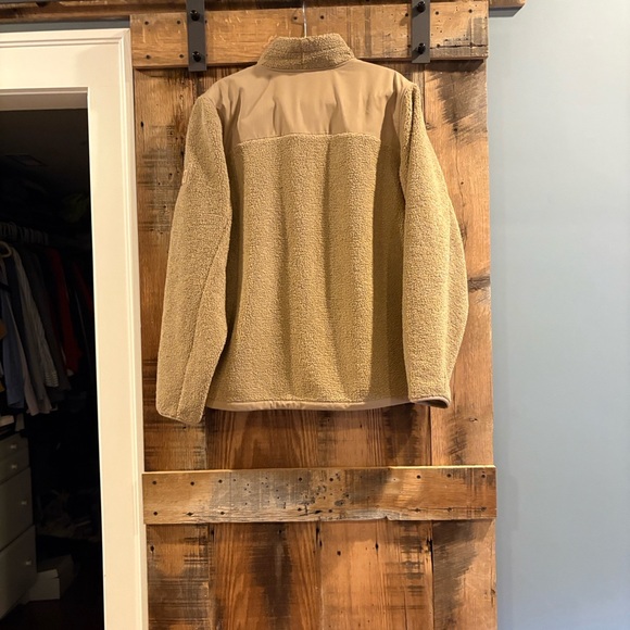 Under Armour Tan Fleece Jacket- NWOT - Picture 3 of 3